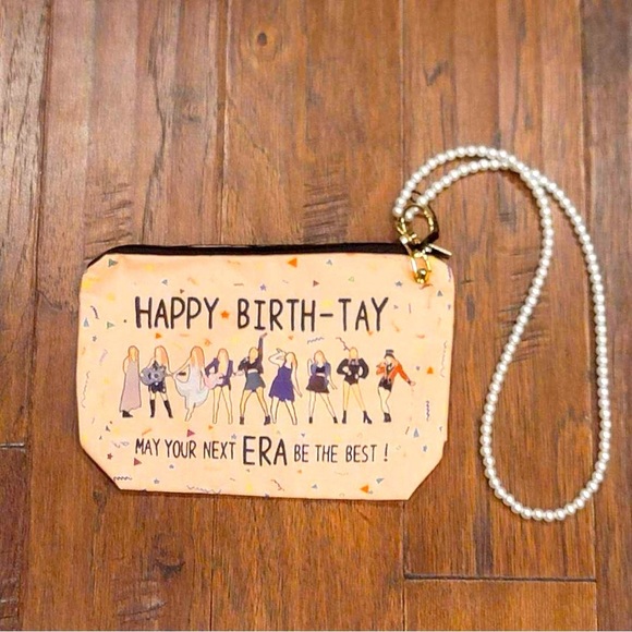 🎄 Christmas Sale 🎄 New! SWIFTIE Makeup Bag Merch with Lanyard Pearl Strap - Picture 2 of 10